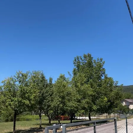 Riverside Apartman Ripac