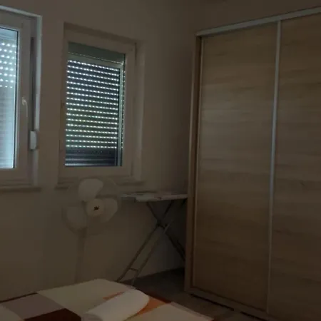 Riverside Apartman Ripac